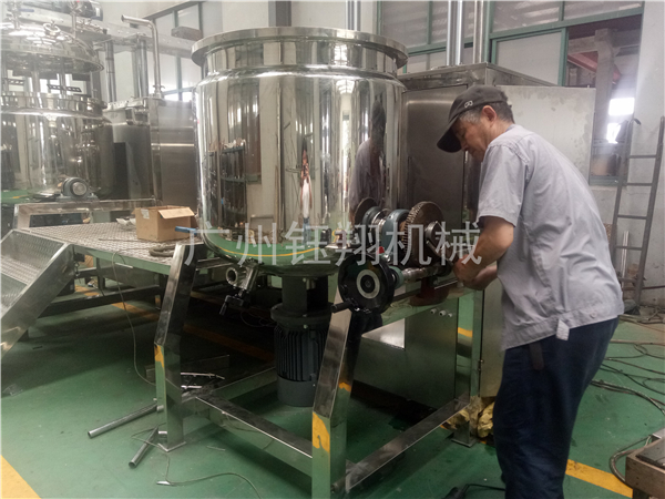 鈺翔帶你了解均質(zhì)剪切乳化機(jī)的乳化過程【鈺翔】